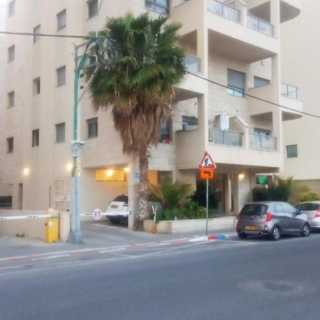 Enhet i Strandområdet på 75 kvm, med 2 soverom, 2 bad Tel Aviv Eksteriør bilde